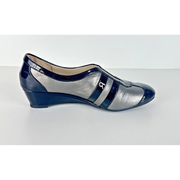 Taryn Rose Paislee Striped Wedge Sneaker Black Gray Leather Slip On Womens 7.5M - Picture 6 of 10